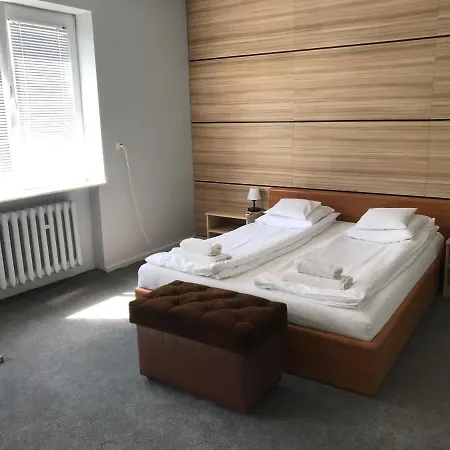 Apartament Przy Basenie アパート ギジツコ