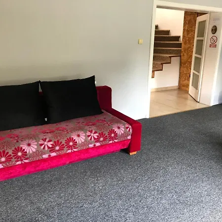 Apartament Przy Basenie *